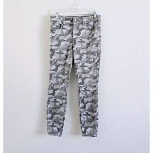 Anthropologie Pilcro Velvet Pants Camo Print Size 29 Women's High Rise Jeans